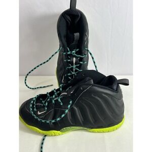 Nike Little Posite One GS Size 2Y US Black/Volt Foamposite DZ2853-001